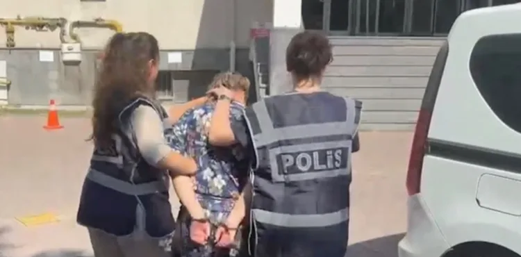 80 YIL HAPİSLE ARANAN KADIN HÜKÜMLÜ YAKALANDI