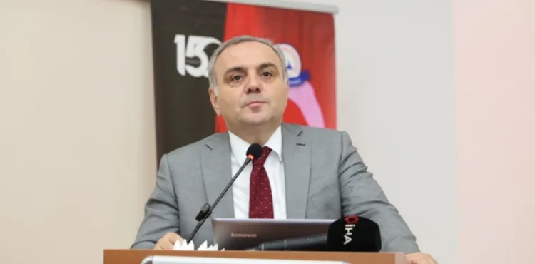 ERÜ’de “Sosyokültürel Açıdan 15 Temmuz ve Felsefi Okuması” konulu konferans