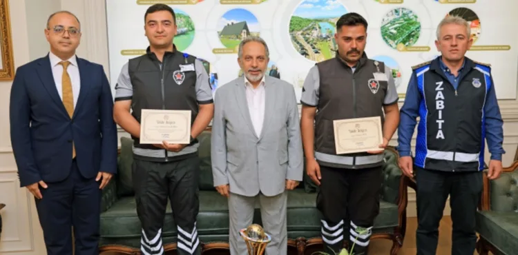 TALAS BELEDİYESİNDE DÜRÜSTLÜK ÖDÜLLENDİRİLDİ