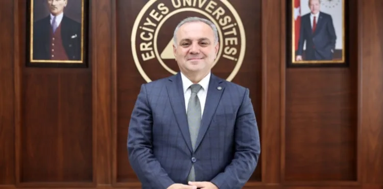 Rektör Prof. Dr. Fatih Altun, Öğrencileri ERÜ’ye Davet Etti