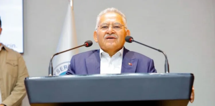 BAŞKAN BÜYÜKKILIÇ, TEKNOFEST GENÇLİĞİYLE BULUŞTU: “KAYSERİ’Yİ BİLİM VE TEKNOLOJİNİN MERKEZİ YAPACAĞIZ”