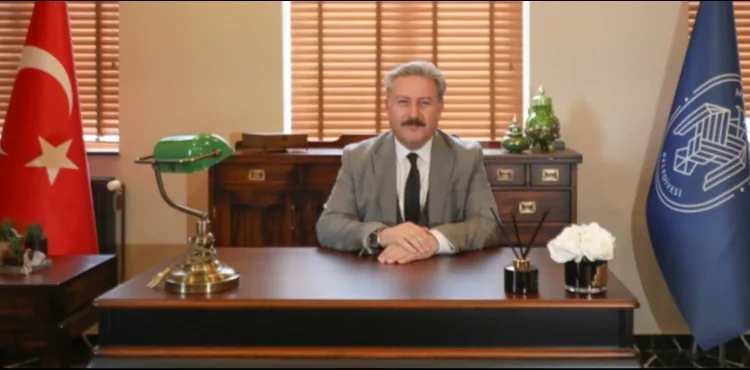 MELİKGAZİ BELEDİYESİ’NDEN ÖĞRENCİLERE KIRTASİYE DESTEĞİ