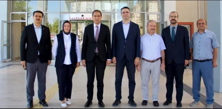 Kayseri Devlet Hastanesi’ndeki kadın doğum kliniğinde inceleme