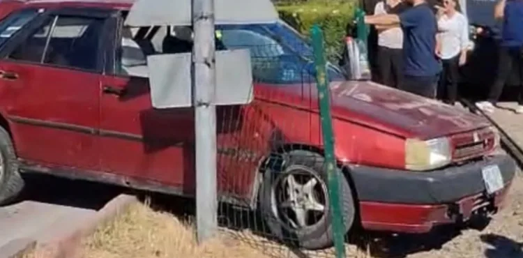 3 ARACIN KARIŞTIĞI ZİNCİRLEME KAZADA 2 YARALI
