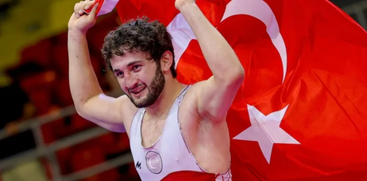 KAYSERİ ŞEKERSPOR’UN MİLLİ GÜREŞÇİSİ SALİH YUSUF YAZICI DÜNYA İKİNCİSİ OLDU