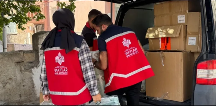 KAYSERİ VAKIFLAR BÖLGE MÜDÜRLÜĞÜ’NDEN EVDE YATARAK BAKIM GÖREN HASTALARA ŞİFA VE MERHAMET ELİ