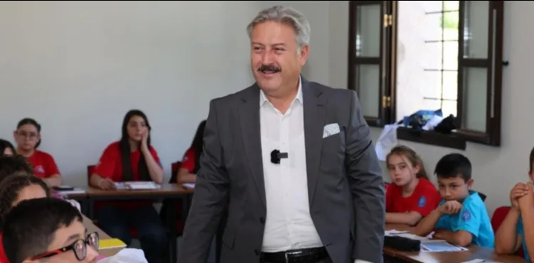 ÇOCUKLAR MELİKGAZİ’NİN İNGİLİZCE KAMPINDA HEM ÖĞRENDİ HEM EĞLENDİ