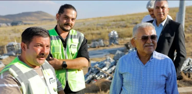 BAŞKAN BÜYÜKKILIÇ, ERCİYES’TE DAĞ KIZAĞI PROJESİNİ İNCELEDİ: EN UZUN VE EN BÜYÜK RAY YERİNE OTURDU