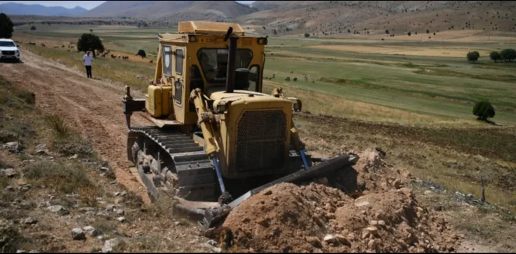 BÜYÜKŞEHİR’DEN SARIZ VE PINARBAŞI KIRSALINDA ULAŞIM HAMLESİ