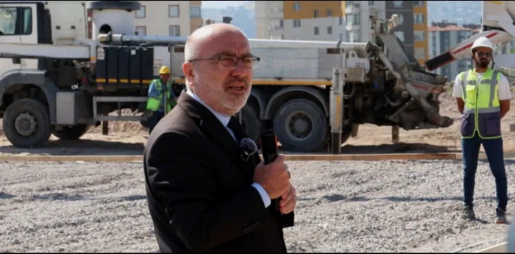 KAYÜ'DE BİLİŞİM TEKNOLOJİLERİ MYO BİNASININ TEMEL ATMA TÖRENİ GERÇEKLEŞTİRİLDİ