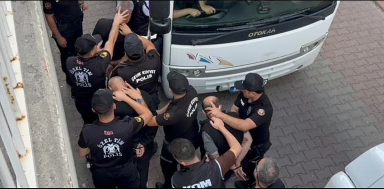 Kayseri’de yeni nesil suç örgütü operasyonunda 32 şüpheli adliyede