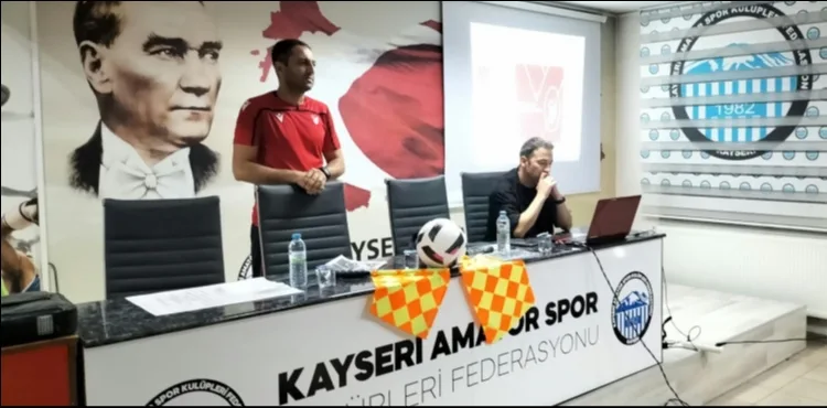 Amatör lig temsilcilerine yeni oyun kuralları eğitimi