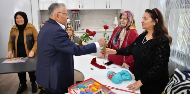 : “SOSYAL DESTEKTEN EKONOMİK DESTEĞE, HER ALANDA YANLARINDAYIZ”
