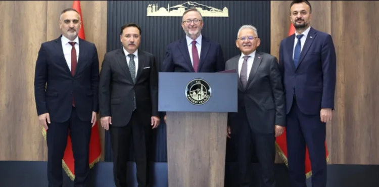 KÜLTÜR VE TURİZM BAKAN YARDIMCISI COŞKUN YILMAZ’DAN VALİ ÇİÇEK’E ZİYARET