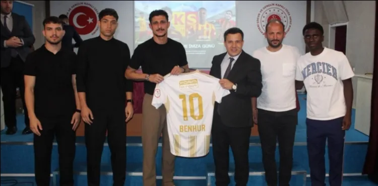KAYSERİSPORLU FUTBOLCULARDAN CEZA İNFAZ KURUMUNA ZİYARET