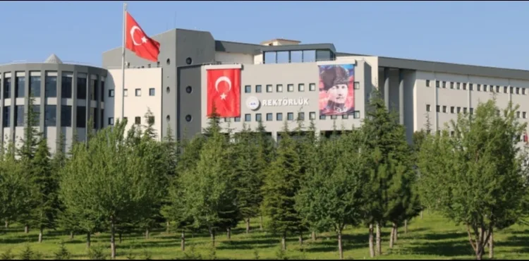 Erciyes Üniversitesi Akademisyenleri “Dünyanın En Etkili Bilim İnsanları” Listesinde Büyük Bir Başarıya İmza Attı!