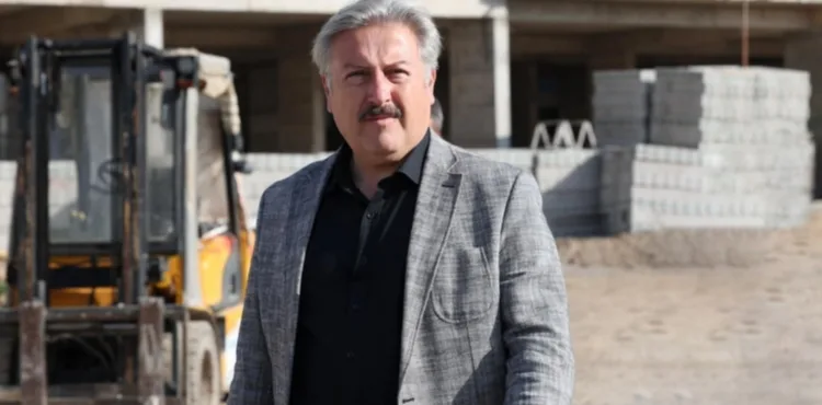 YILDIRIM BEYAZIT MAHALLESİ'NİN İKİ OKULU DA HIZLA TAMAMLANIYOR