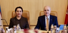 TBMM Bakan Kurtulmu, zbekistan Ali Meclisi Senato Bakan Narbayeva ile bir araya geldi