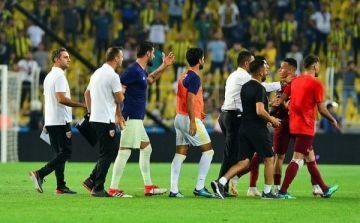 Volkan Demirelden Kayserisporlu Futbolculara Terbiyesizlik!