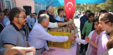 Bakan Bykkl rencilerle Bulutu