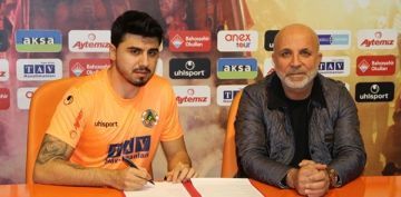 Ozan Tufan Aytemiz Alanyaspor'da