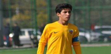 Mehmet Eray zbek U16 B Milli takma davet edildi