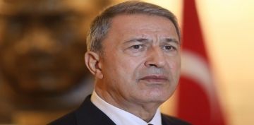 Bakan Akar: 'FET elebann iadesini gndeme getirdik'