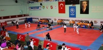 Taekwondo'da 14 madalya