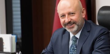 BAKAN OLAKBAYRAKDARDAN BERAT KANDL MESAJI