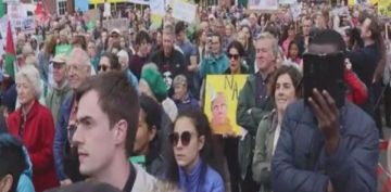 Trump, rlanda'da protesto edildi