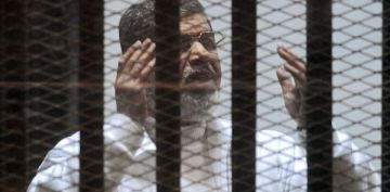 Muhammed Mursi defnedildi