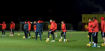  Sper Lig'in 20'nci haftasnda Galatasaray'a konuk olacak olan Hes Kablo Kayserispor, almalarna devam etti.