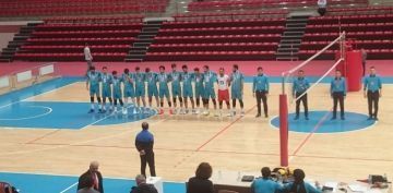 VOLEYBOLDA YARI FNAL VE FNAL MSABAKALARI BALIYOR