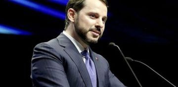 Berat Albayrak ekonomistlerle bir araya geldi