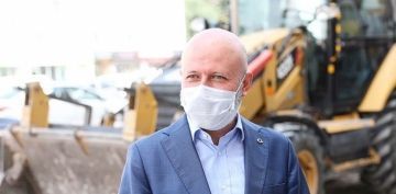 BAKAN OLAKBAYRAKDAR, SAHABYE YENLENYOR