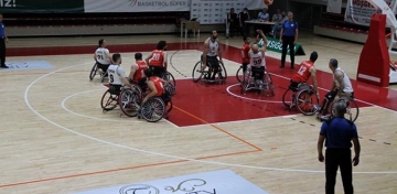 Trkiye Tekerlekli Sandalye Basketbol Sper Liginde play-off heyecan