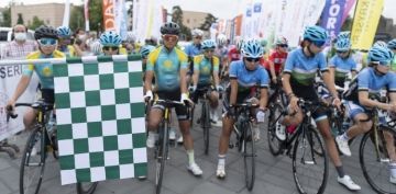 Kadn sporcular, 107 kilometre pedal evirdi