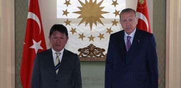 ERDOAN, JAPONYA DILER BAKANI MOTEG'Y KABUL ETT