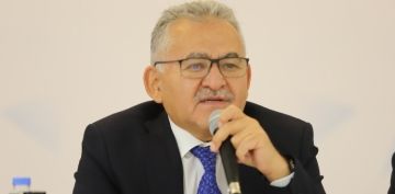 BAKAN BYKKILI'TAN YELHSARDA 35 MUHTARLA YATIRIM DEERLENDRME TOPLANTISI