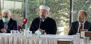 Diyanet leri Bakan Prof. Dr. Ali Erba'tan zgr zel'e sert tepki