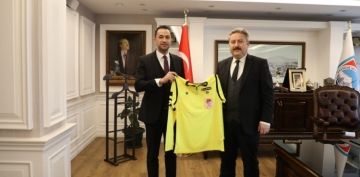 TRKYE FAAL FUTBOL HAKEMLER VE GZLEMCLER DERNEݒNDEN ZYARET