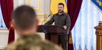 Zelenskiy aklad! 'Rus birlikleri Donbass'a saldrlar balatt'