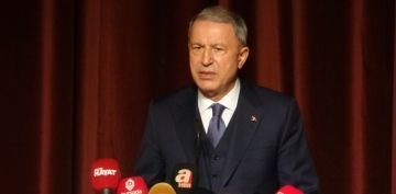 Milli Savunma Bakan Hulusi Akar: 'Terr, Trk Silahl Kuvvetlerinin ilk gndem maddesidir'