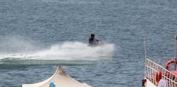 Kayseri'de Trkiye Su Jeti ve Flyboard ampiyonas heyecan balad