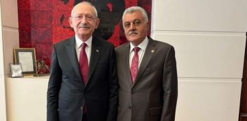 CHP'nin iei burnunda l Bakan Genel Merkezde