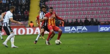 Kayserispor ile szlemesini fesh eden Onur Bulut Beiktata