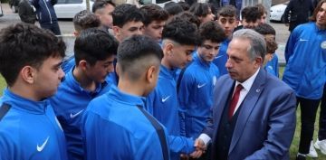 BAKAN YALIN U-14 TAKIMINI MERSNE YOLCU ETT