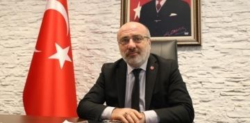 Rektr Karamustafadan 19 Mays Genlik ve Spor Bayram Mesaj