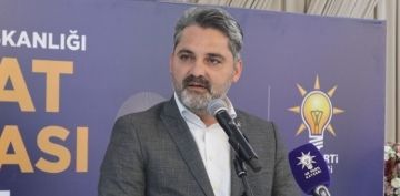 AK Parti Kayseri l Bakan Fatih zm mesajnda, zveriyle alan basn mensuplarnn Basn Bayram'n kutlad.