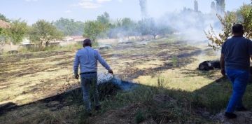 Toplant srasnda gelen yangn ihbarna Bakan Arslan ve meclis yeleri de mdahale etti